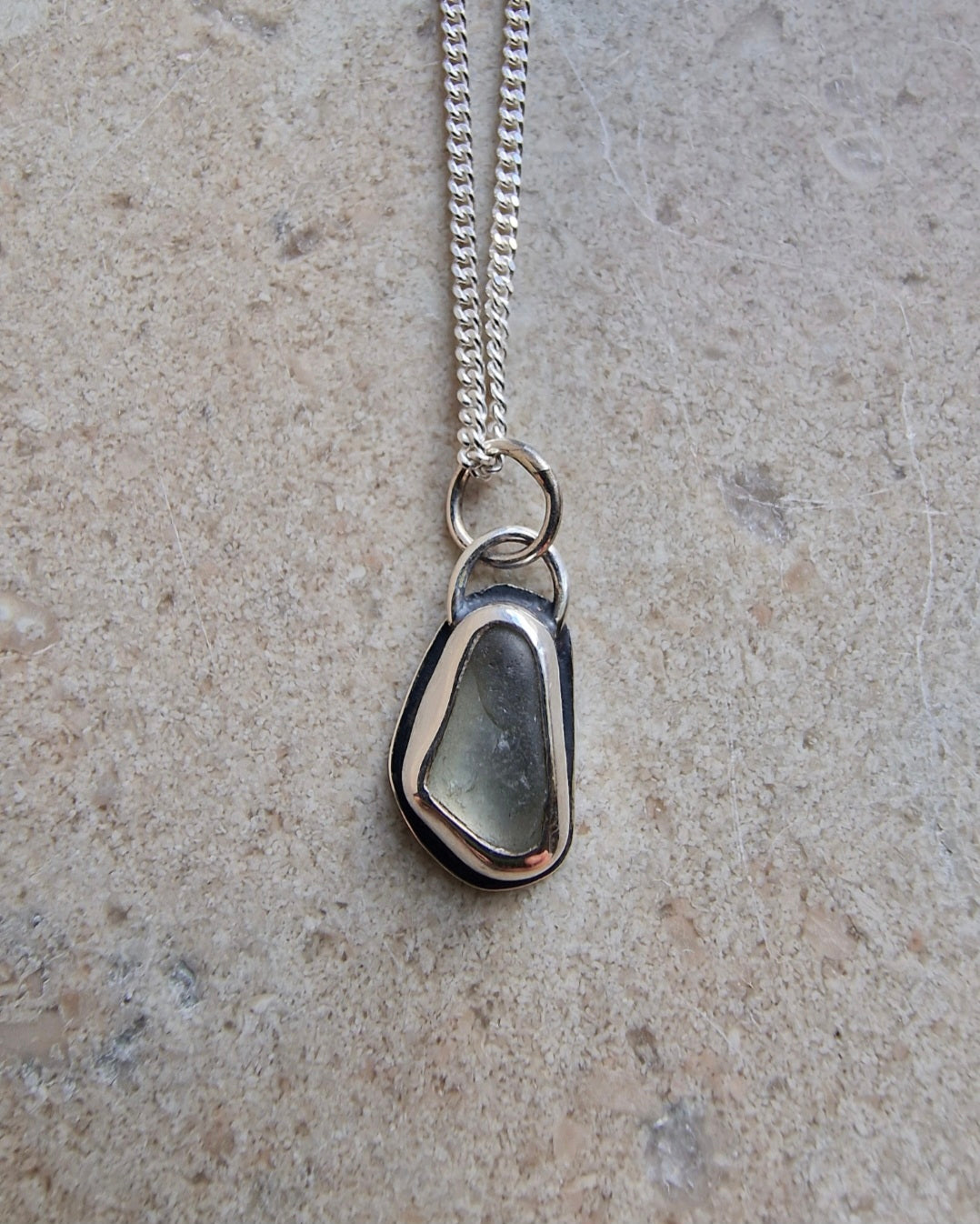 Josefin Halsband med strandglas