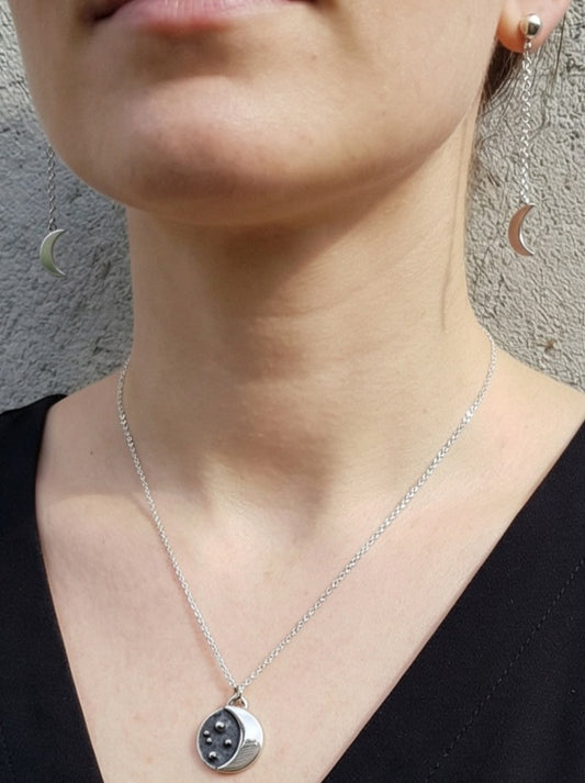 Debbie månörhängen på kedja - Sterling silver