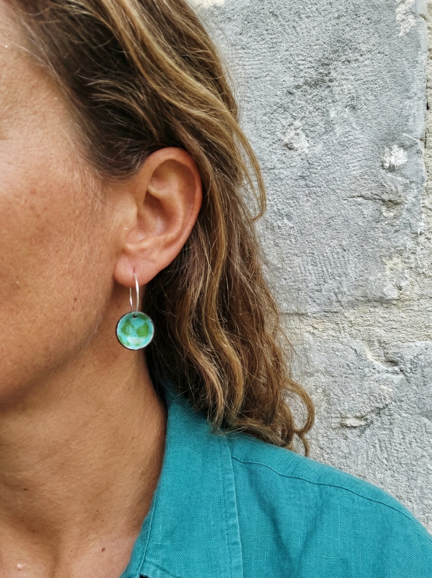 Debbie emaljörhängen gröna